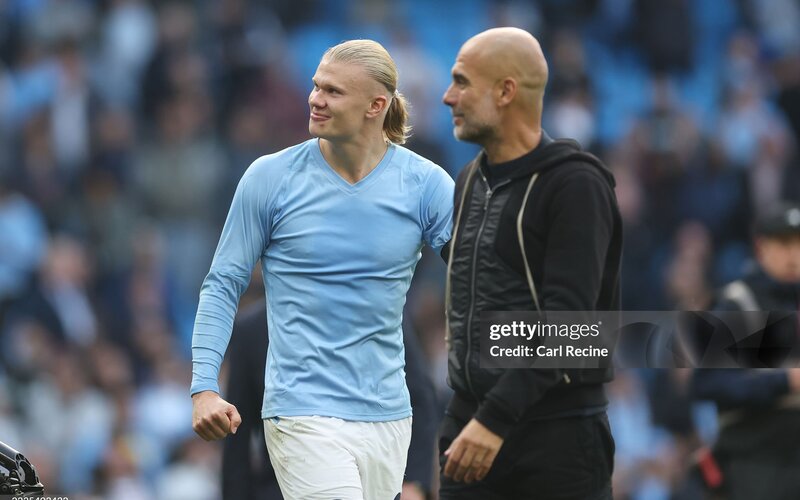 arteta-va-pep-dang-chung-mot-tam-nhin-2 Guardiola quay lại với dùng trung phong cổ điển